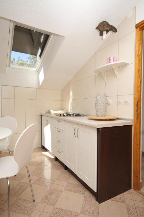 ילסה Seaside Secluded Apartments Cove Karkavac - Scedro, Hvar - 8801 מראה חיצוני תמונה