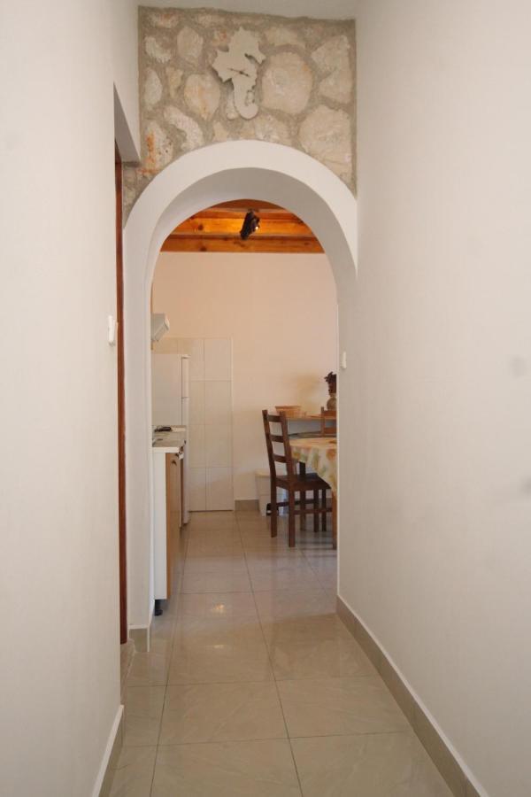 ילסה Seaside Secluded Apartments Cove Karkavac - Scedro, Hvar - 8801 מראה חיצוני תמונה