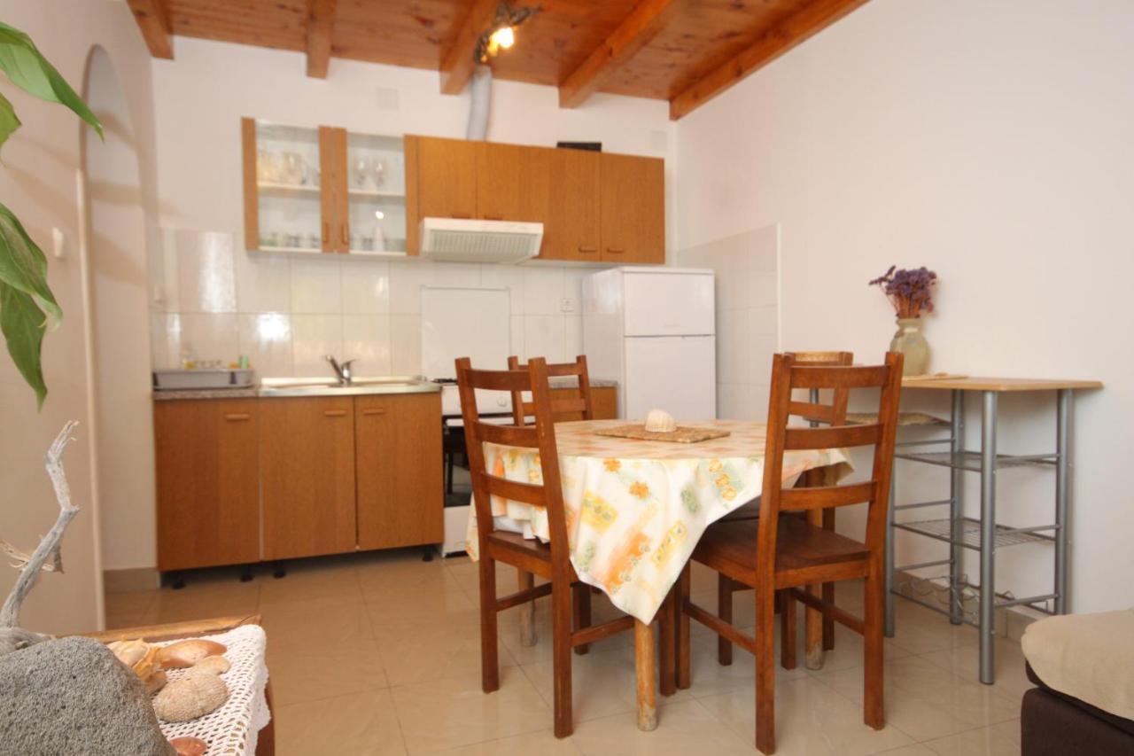 ילסה Seaside Secluded Apartments Cove Karkavac - Scedro, Hvar - 8801 מראה חיצוני תמונה